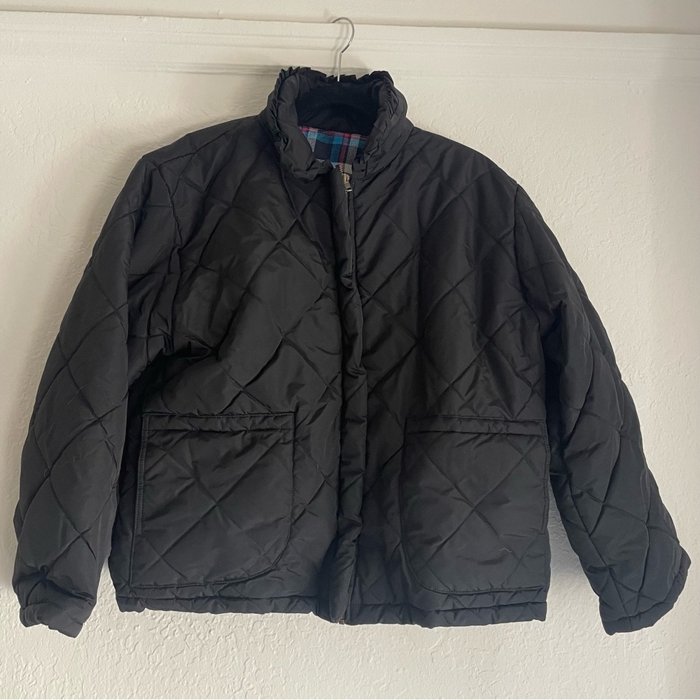 Tach Clothing Geo Quilted Puffer in Black. Size Large - Picture 4 of 9